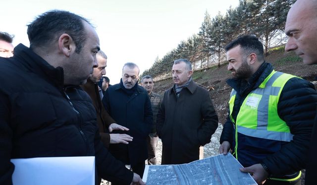 BÜYÜKAKIN: “ŞEHRİN TEMPOSUNA DURMADAN ÇALIŞARAK YETİŞİYORUZ”