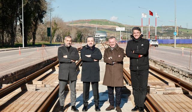 Başkan Büyükakın: “Raylı Sistemde Kapasiteyi Sürekli Artırıyoruz”