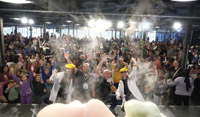 Çocuklar Yorgunluklarını “Okula Bi’ Mola”da Atıyor