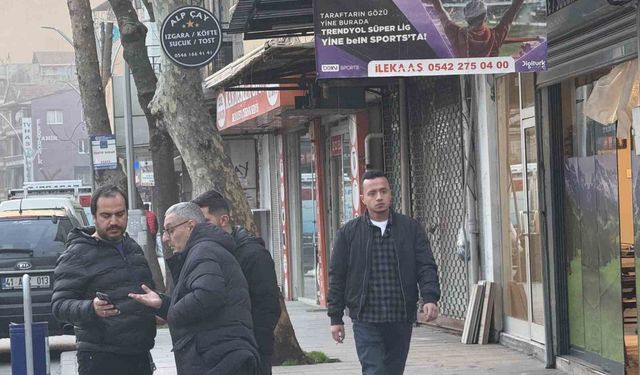 Çay ocağına pompalı tüfekle ateş açıldı, 2 kişi yaralandı