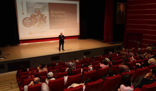 Gebze Belediye Başkanı Büyükgöz, çocuklarla bir araya geldi