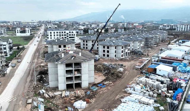 Kartepe Kent Konut Evleri'nde inşaatın yarısı tamamlandı