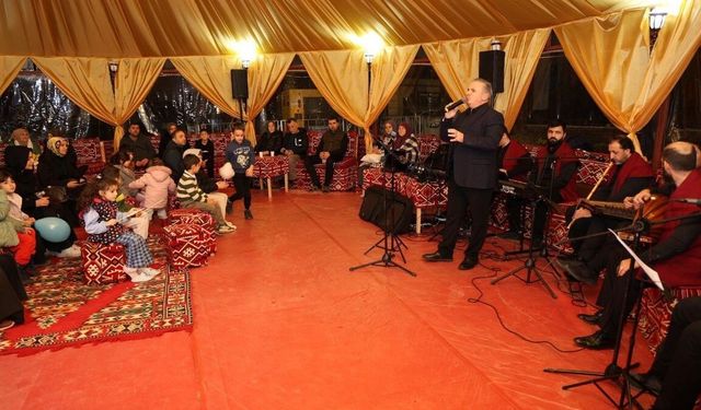 Kartepe'de ilahi dinletisi gönüllere dokundu