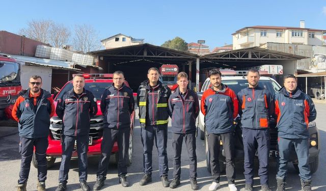 Kocaeli Büyükşehir İtfaiyesi, taşkın riskine karşı Edirne'de