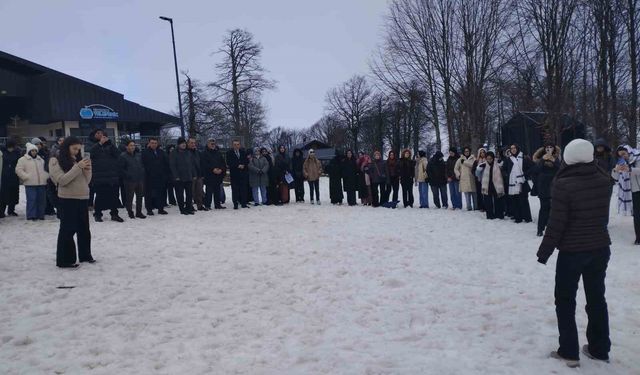 Zirvede şiir molası