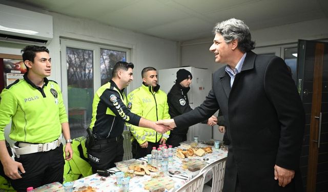 Başkan Kocaman’dan Polislere Tatlı Sürpriz