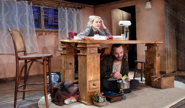 Tiyatro coşkusu Kocaeli’nin dört bir yanını sardı