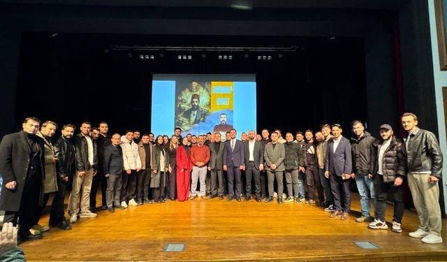 İzmit’te Abdülhamid Ruhu: AK Gençler Tarih Şuuruyla Buluştu