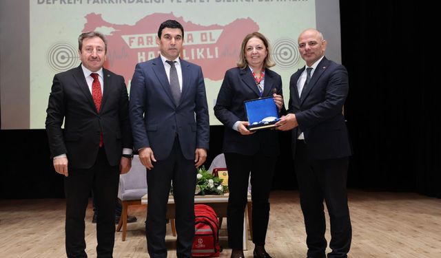 Körfez'de Vatandaşlara Deprem Bilinci Anlatıldı