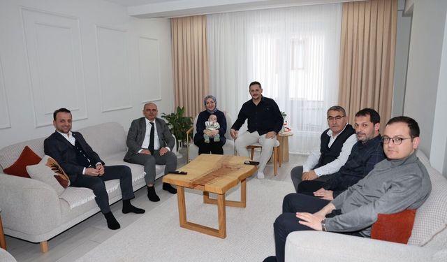 AK Parti Körfez Tam Kadro Sahada