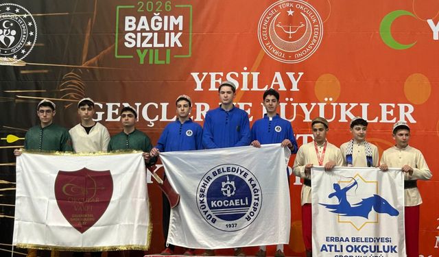 Kağıtspor’un Olduğu Her Yerde Başarı Var