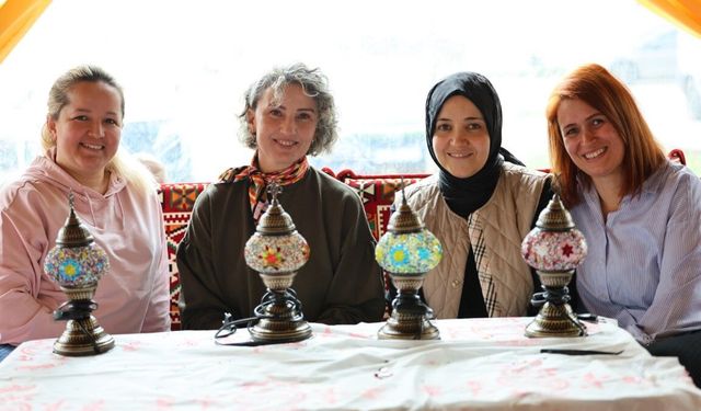 Kartepe Kent Meydanı’nda Sanat Rüzgarı