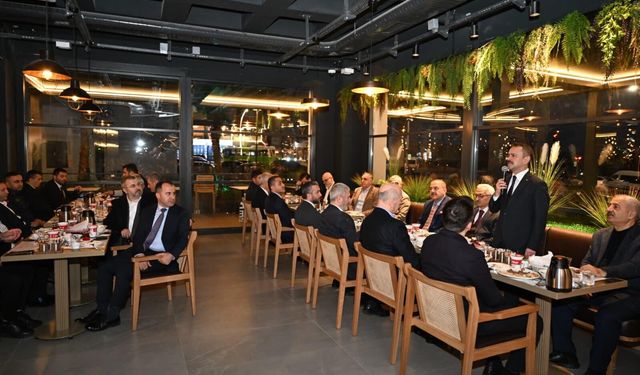 Vali Aktaş, Gebze İlçe Protokolü İftar Programına Katıldı