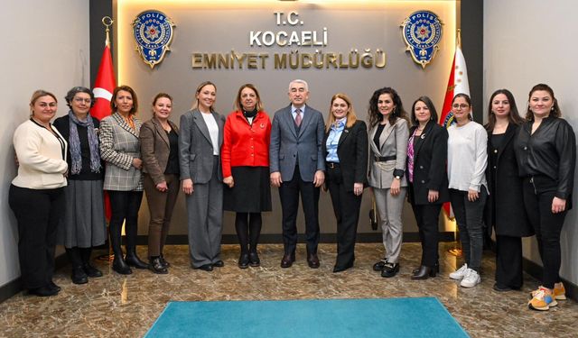 Kent Konseyi’nden Nöbetteki Polis ve Sağlık Çalışanlarına Ramazan Ziyaretleri