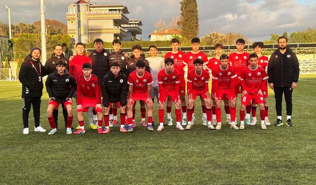 Körfez Gençlerbirliği U15 Play-Off’a Puanla Başladı