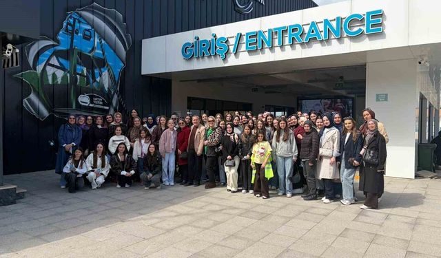 Batı Trakya'dan gelen 82 öğrenci Kocaeli'de ağırlandı