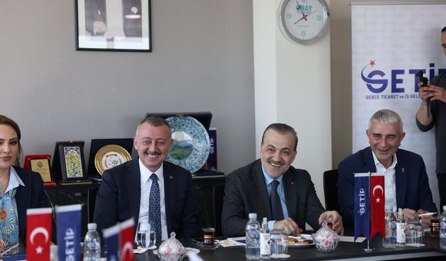Büyükakın ile Talus, Gebze’de İş İnsanlarıyla Buluştu