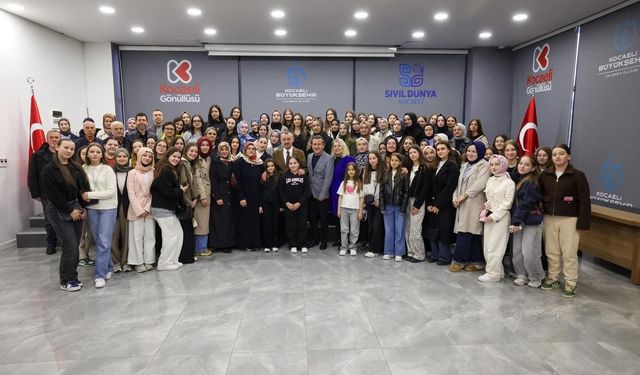 Büyükakın, Soydaşlarımızı Yalnız Bırakmıyor