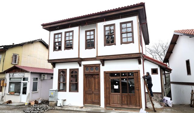 Saraylı’daki Tarihi Yapı Büyükşehir’le Taçlanıyor