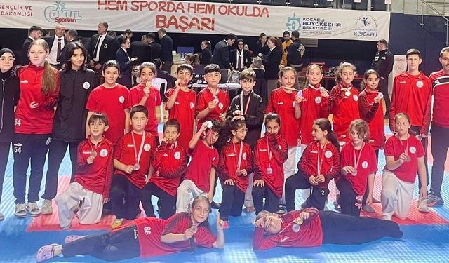 Topaloğlu’nda Körfez Karatecilerinin Madalya Yağmuru Vardı