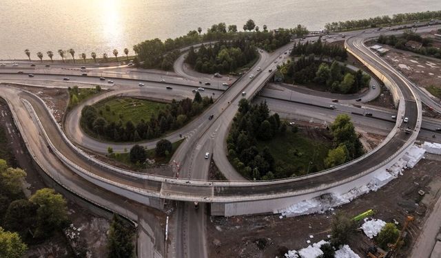 Kocaeli'de D-130'u rahatlatacak yeni bağlantı yolu hizmete girdi
