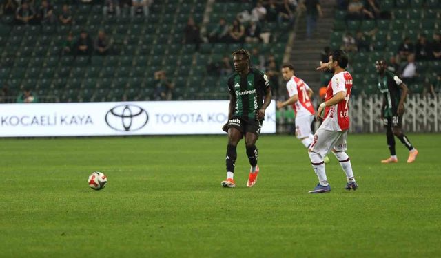 Trendyol Süper Lig: Kocaelispor: 0 - Fatih Karagümrük: 0 (Maç devam ediyor)