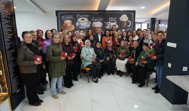 Derince’de Anneler Günü Öncesi Anlamlı Buluşma