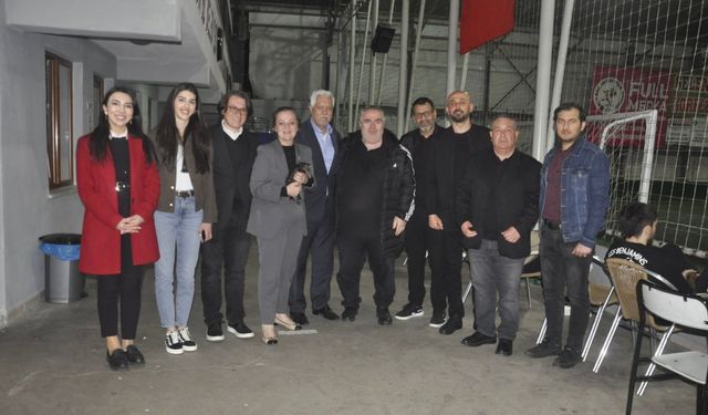 Maçları CHP'li Fidancı da İzledi