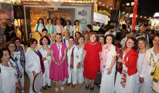 Kapanca Sokak Festivali’nde Müzik Coşkusu Zirveye Ulaştı