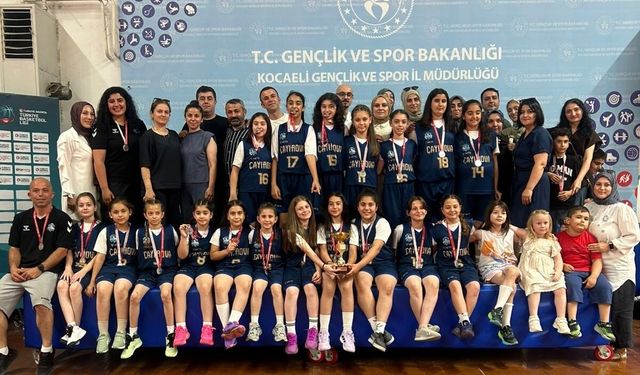 Çayırova'nın genç sporcularından atletizm ve basketbolda başarı yağmuru