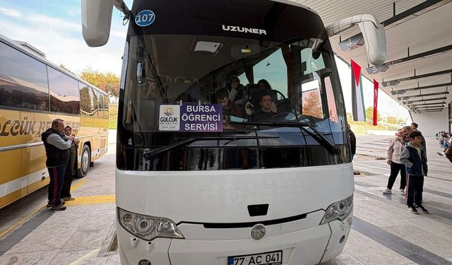 Gölcük Belediyesinin ücretsiz seferlerinden 5 bini aşkın üniversiteli yararlandı