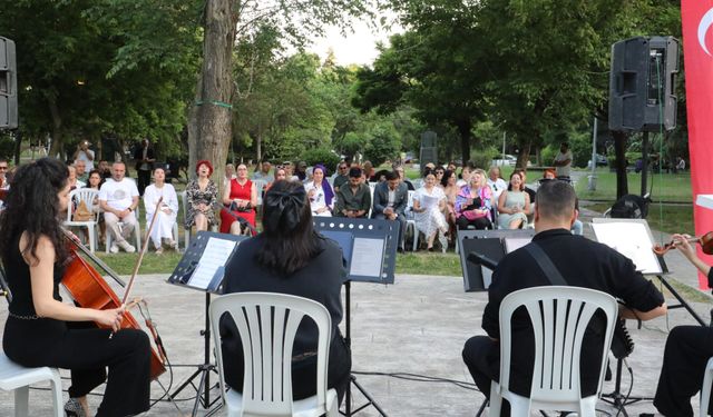 İzmit’te Edebiyatın Unutulmaz İsimleri Anıldı