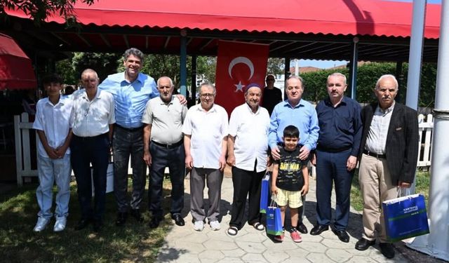 Kartepe’de Duygu Dolu Babalar Günü Programı