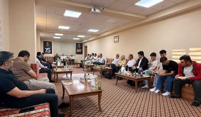 İlim Yayma Cemiyeti’nde İrfan Meclisi Sohbetleri Devam Ediyor