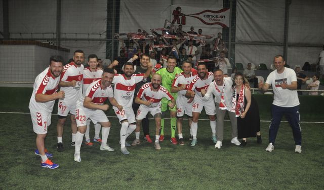 Altın Kiraz’da Nefes Kesen Gece!