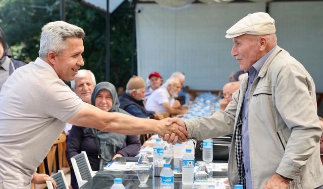 Kandıra Belediyesi "Saygınlar Buluşmaları" Devam Ediyor