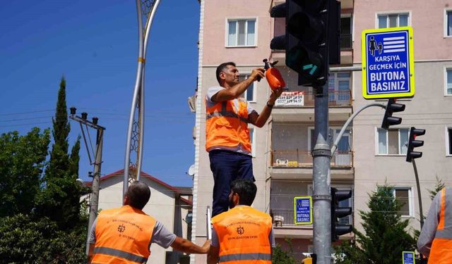 Güvenli ulaşım için 269 kavşakta bakım