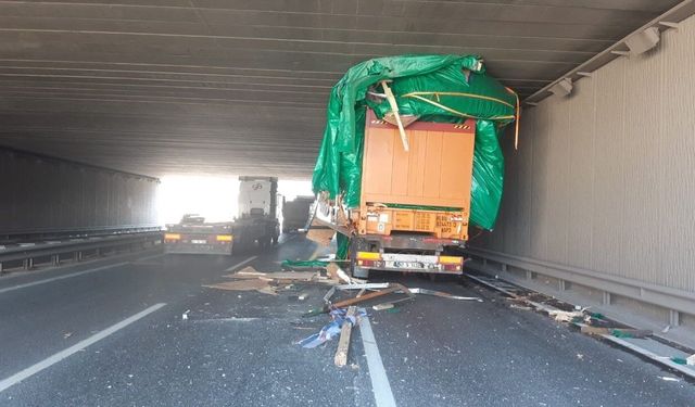 Tırları dar sokaklara sokan navigasyon tehlikesi