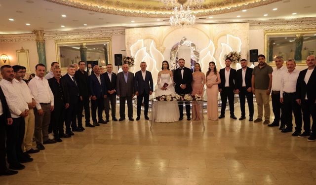 Yahya Öztürk Oğlu Semih’i Evlendirdi