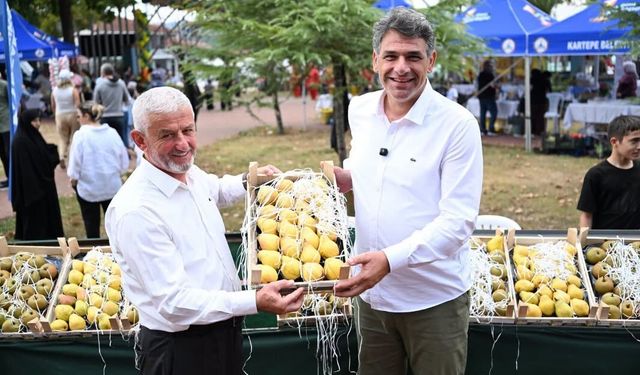 Kartepe Armut Şenliği'nde yöresel lezzetler vatandaşlarla buluştu