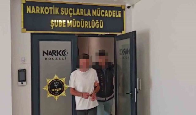 Fırının alt bölümünden uyuşturucu ve 65 bin lira çıktı