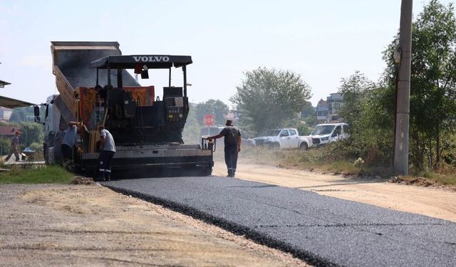 Kartepe'de asfalt mesaisi