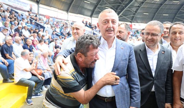 Başkan Büyükakın’a İshakçılar’da Sevgi Seli