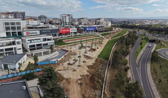 Çayırova Fatih Sultan Mehmet Parkı'nda çalışmalar sürüyor