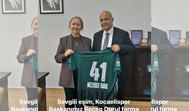 Başkan Recep Durul’dan  Eşine Özel Forma Hediyesi