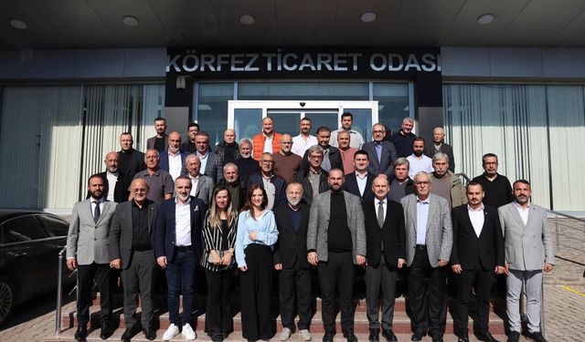 Yarımcalılardan Öztürk’e Tebrik Ziyareti