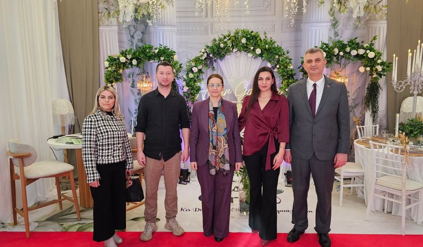Gölcük Evlilik Fuarı Yeni Evlenecek Çiftlere Kapılarını Açtı