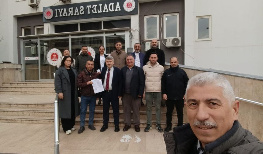 Yahya Öztürk Mazbatasını Aldı