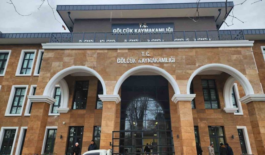 Gölcük'te yeni Hükümet Konağı binasında sona gelindi