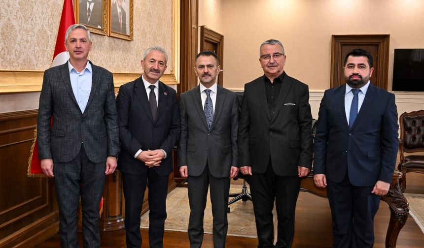 İzmit Belediyesinden, Vali İlhami Aktaş’a Ziyaret